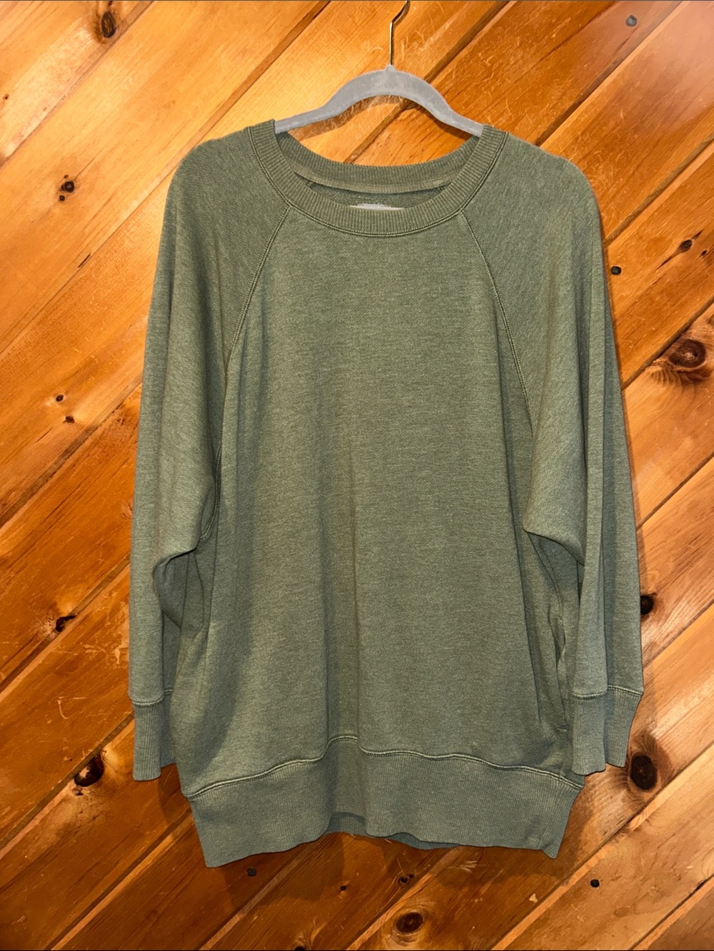 Aerie Heather green oversized crewneck sweatshirt